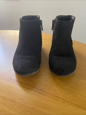 Cat & Jack Kids Black Suede Ankle Boots - Comfortable Everyday Style